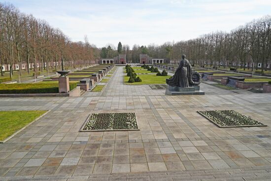 Советский военный мемориал в Панкове