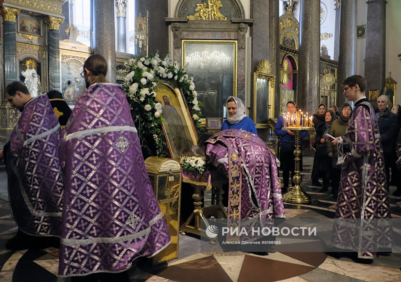 Мощи Иоанна Крестителя выставлены в Казанском соборе Санкт-Петербурга