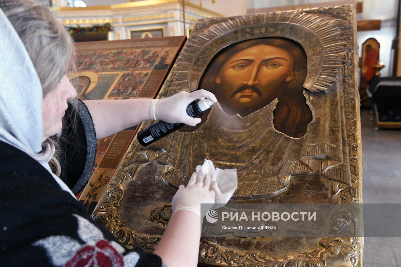 Меры по профилактике коронавируса в храме Святителя Алексия в Рогожской слободе 