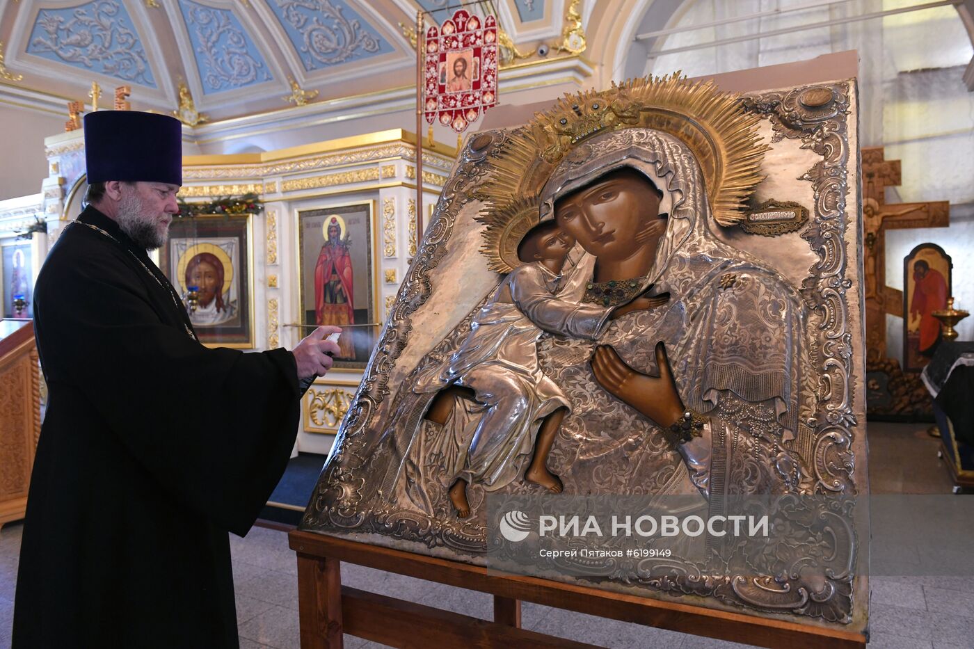 Меры по профилактике коронавируса в храме Святителя Алексия в Рогожской слободе