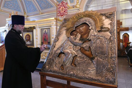 Меры по профилактике коронавируса в храме Святителя Алексия в Рогожской слободе 