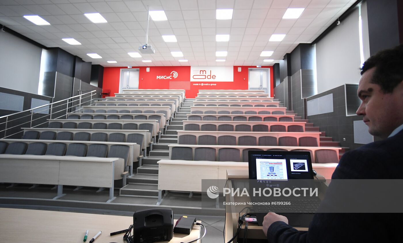 Переход российских вузов на дистанционное обучение из-за коронавируса