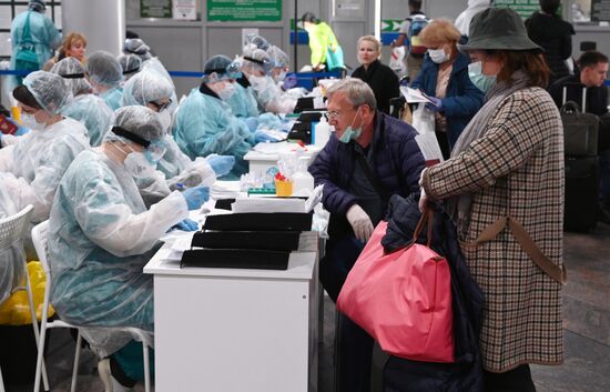 В Шереметьево усилили санитарный контроль в связи с коронавирусом