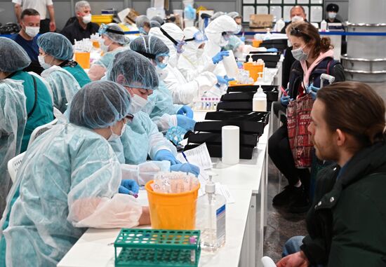 В Шереметьево усилили санитарный контроль в связи с коронавирусом