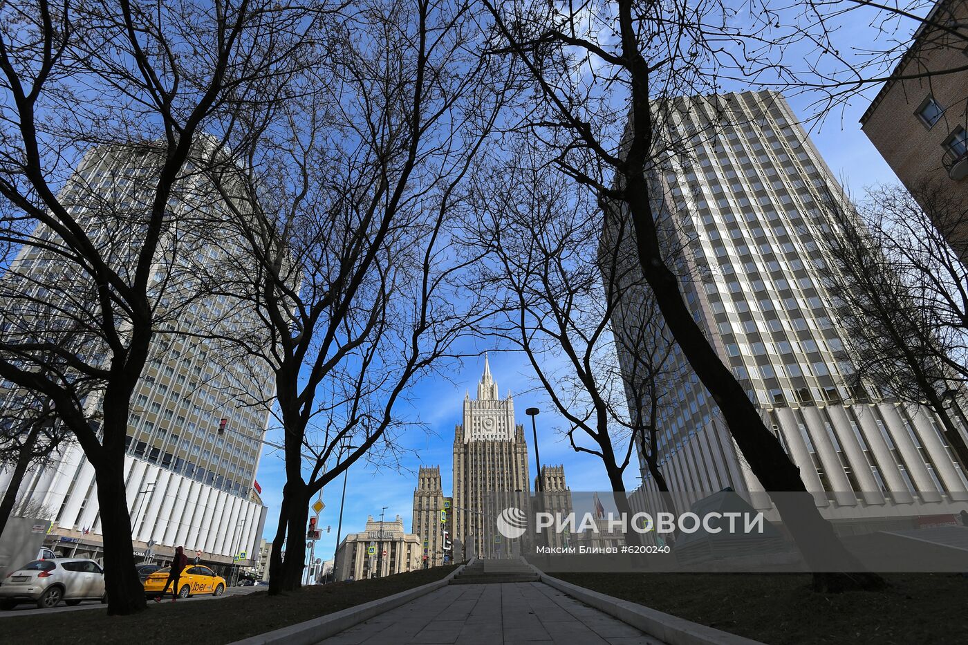 Здание Министерства иностранных дел РФ