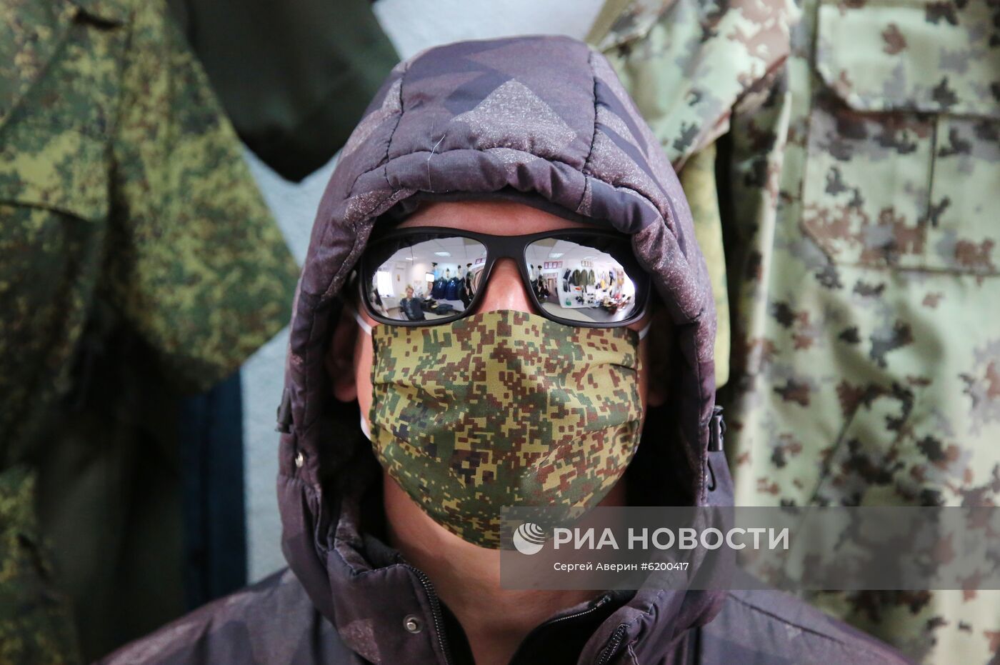 Изготовление медицинских масок в Донецке