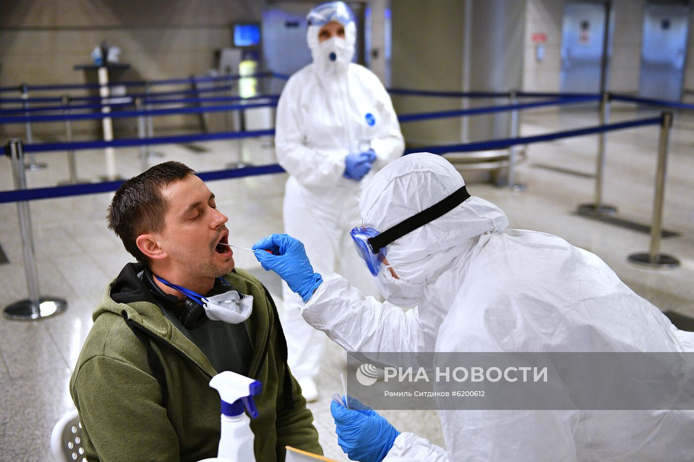 Усиление санитарного контроля в аэропорту Внуково в связи с коронавирусом