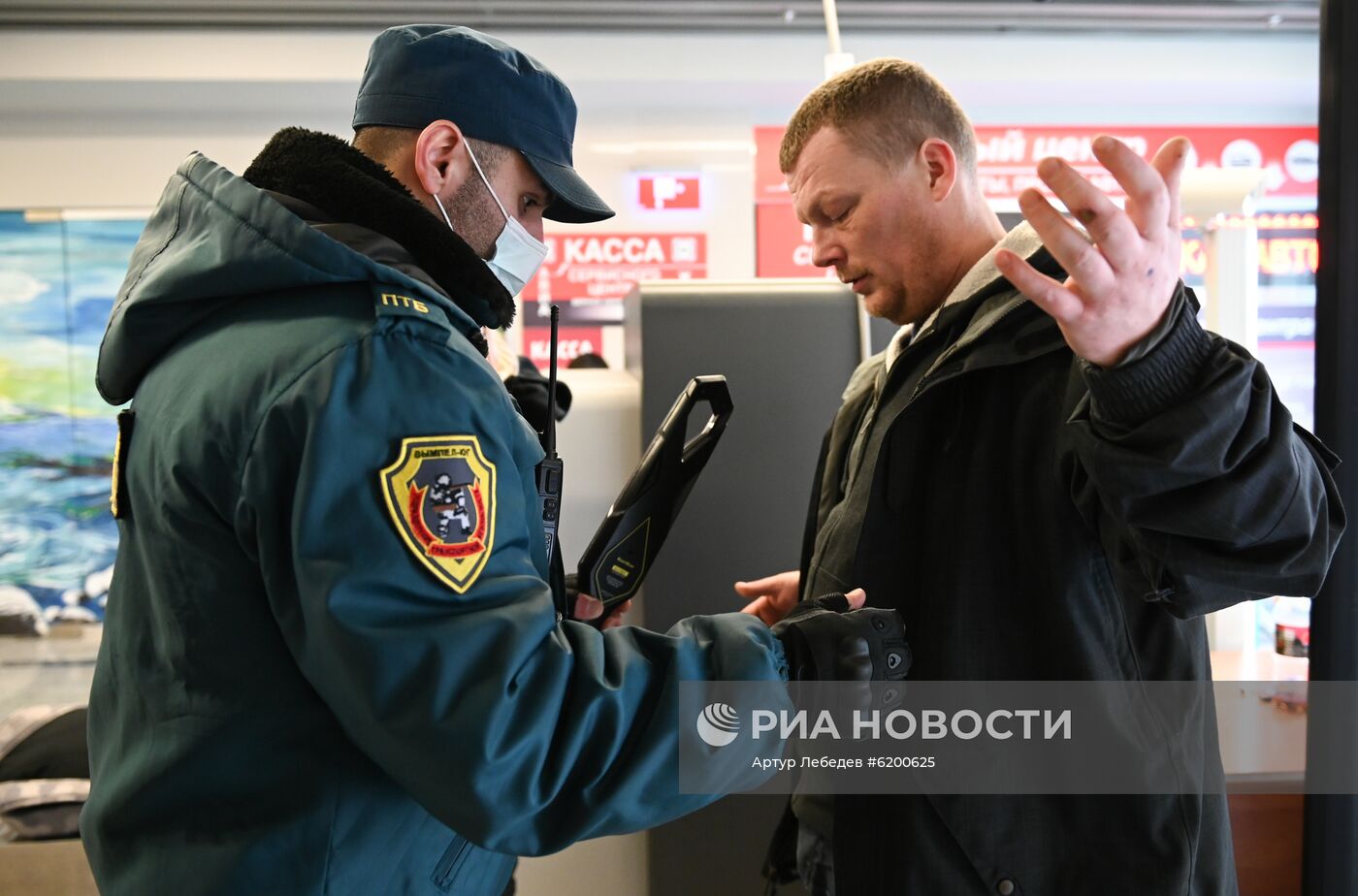 Меры профилактики на ж/д вокзале в Адлере