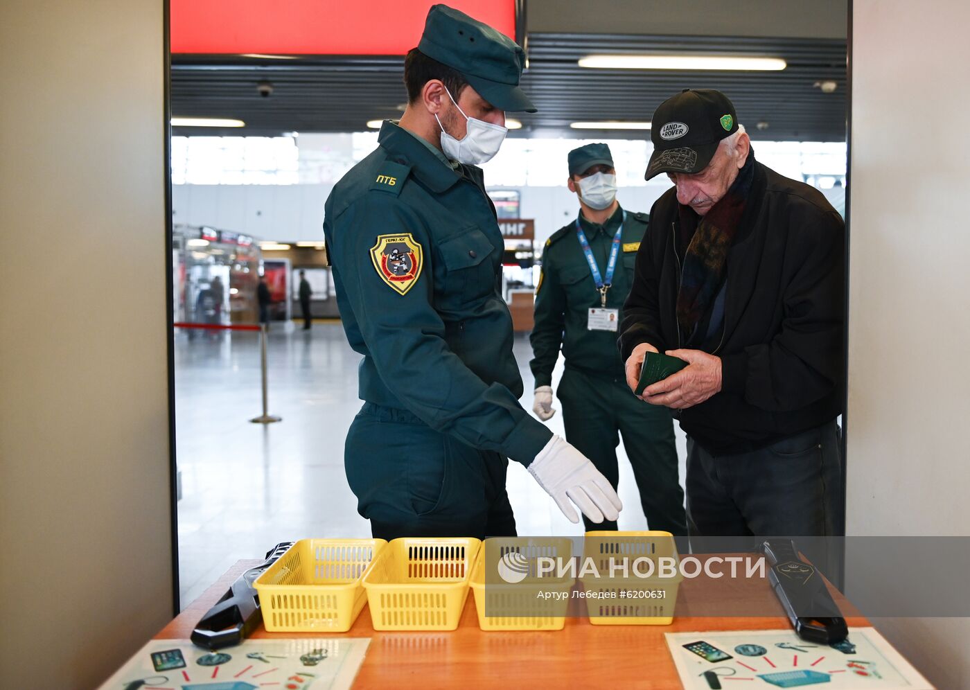 Меры профилактики на ж/д вокзале в Адлере