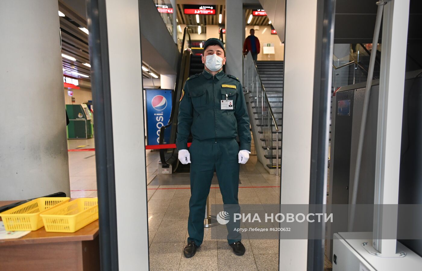 Меры профилактики на ж/д вокзале в Адлере