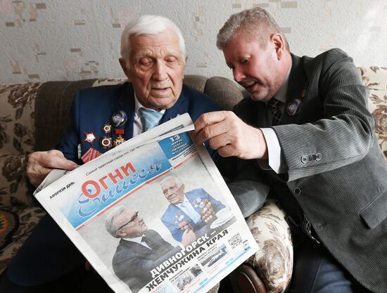 Ветеран Великой Отечественной войны А. Д. Самохин