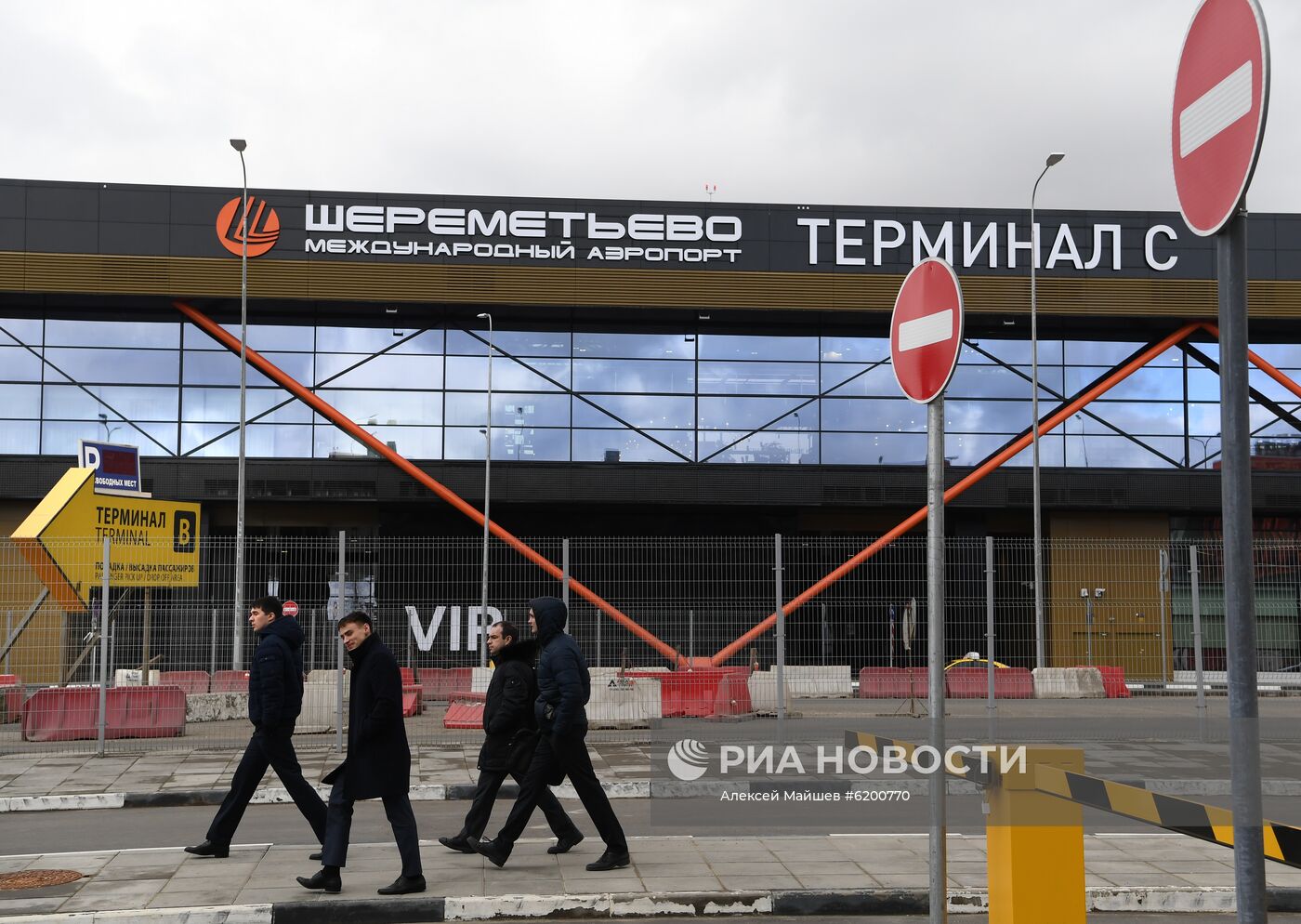 Шереметьево с 20 марта закрывает терминалы E и С