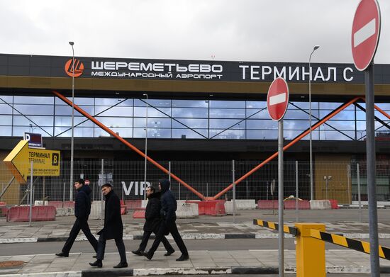 Шереметьево с 20 марта закрывает терминалы E и С
