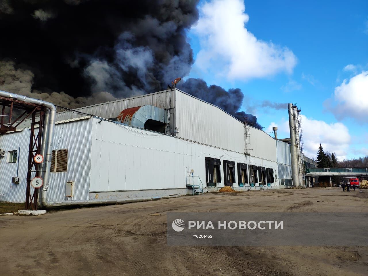 Пожар на алюминиевом заводе в Московской области