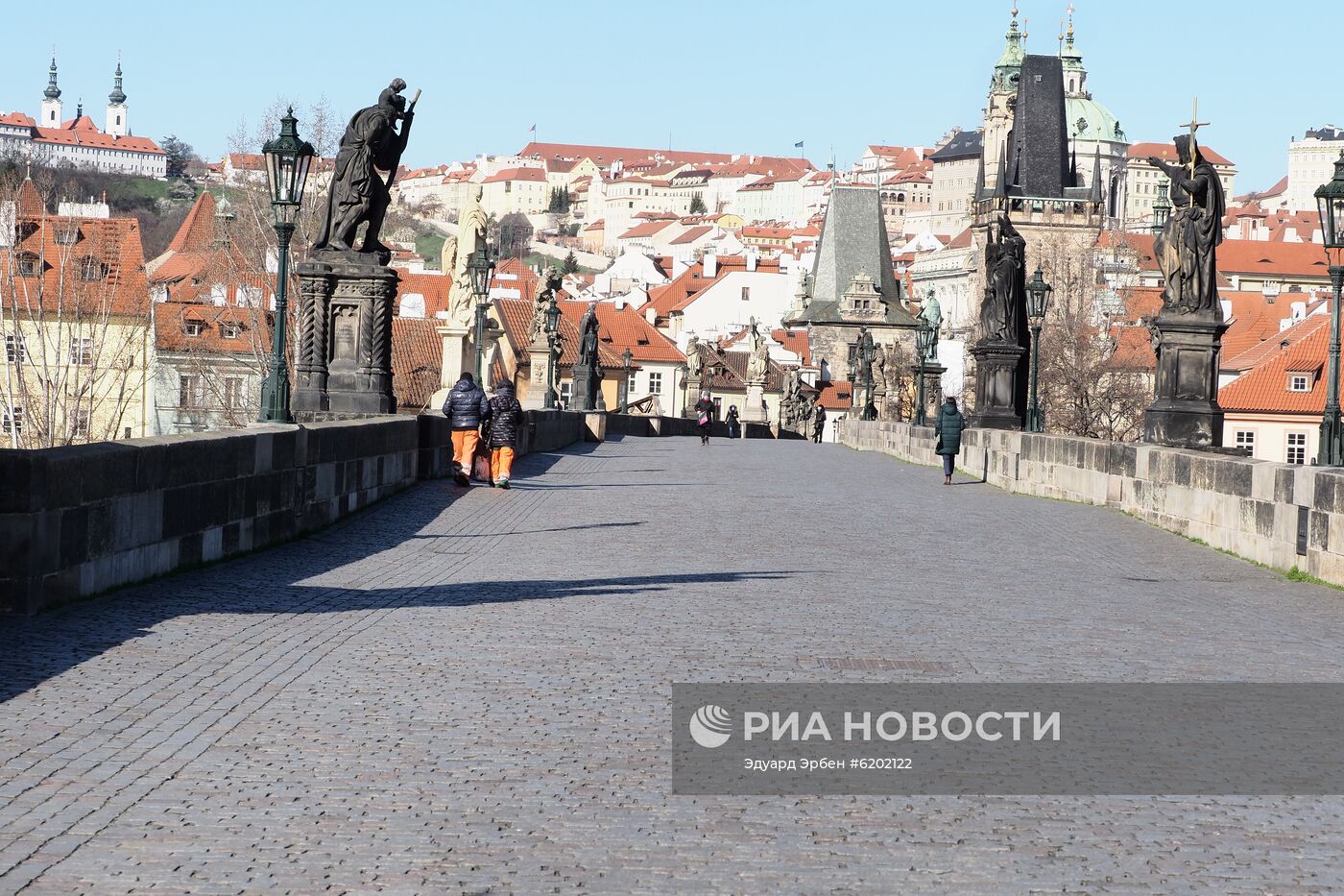 В Чехии зарегистрировано более 1000 случаев заражения коронавирусом