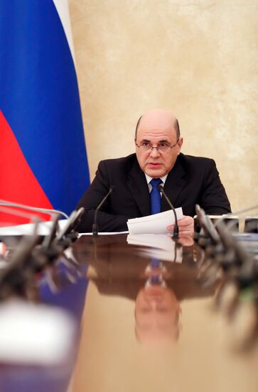 Премьер-министр РФ М. Мишустин провел совещание с вице-премьерами