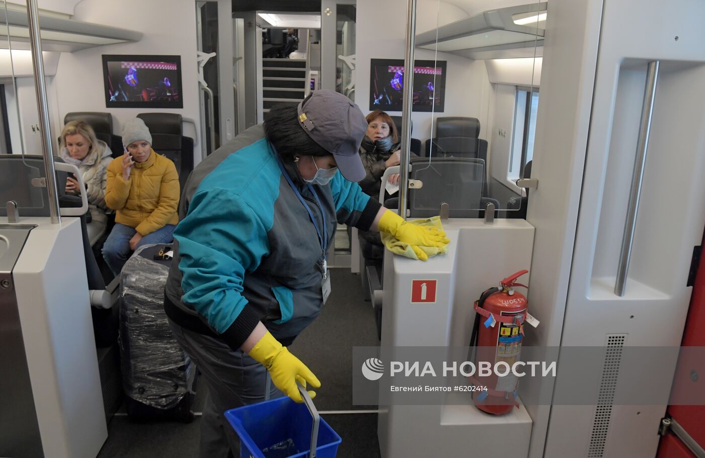 "Аэроэкспресс" усилил профилактические меры в связи с коронавирусом