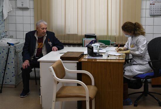 Выездная диспансеризация пожилых граждан в Новосибирской области
