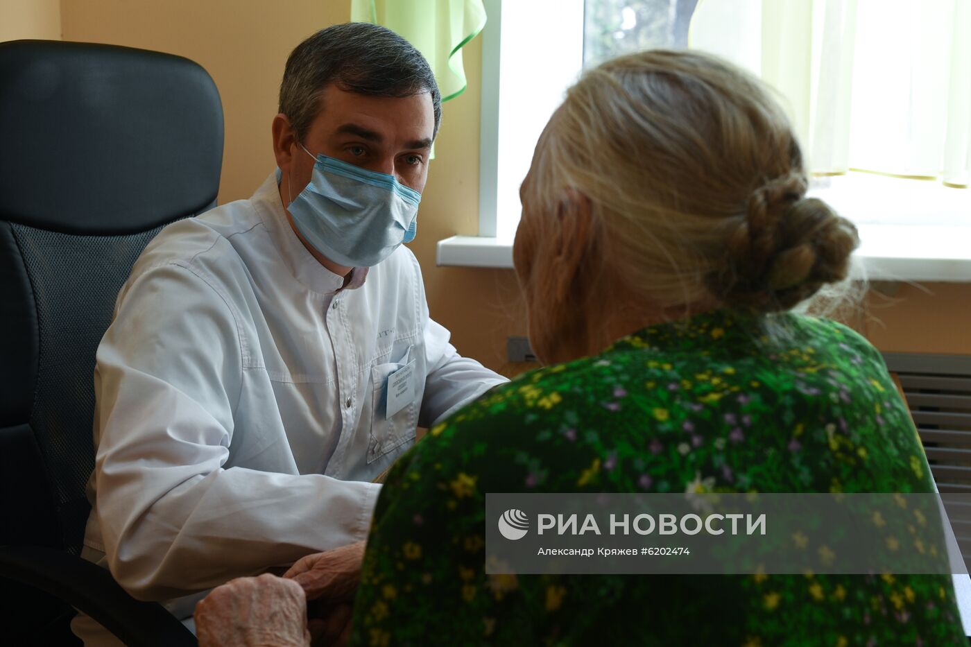 Выездная диспансеризация пожилых граждан в Новосибирской области