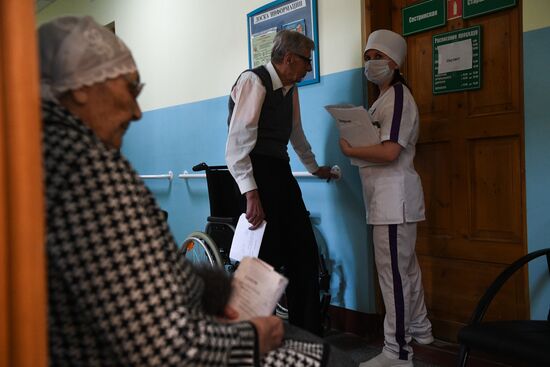 Выездная диспансеризация пожилых граждан в Новосибирской области