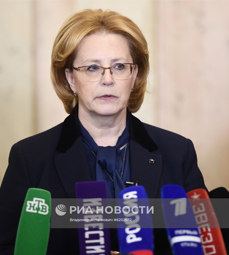 Демонстрация диагностики для обнаружения коронавируса центром ФМБА России