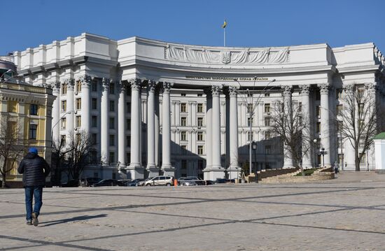 Ситуация на Украине в связи с коронавирусом