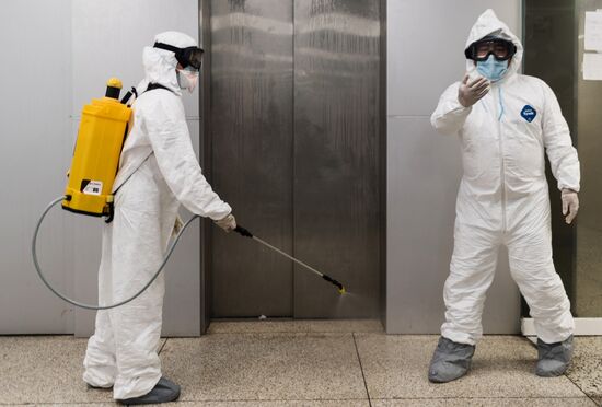 Дезинфекция больницы в Каракасе