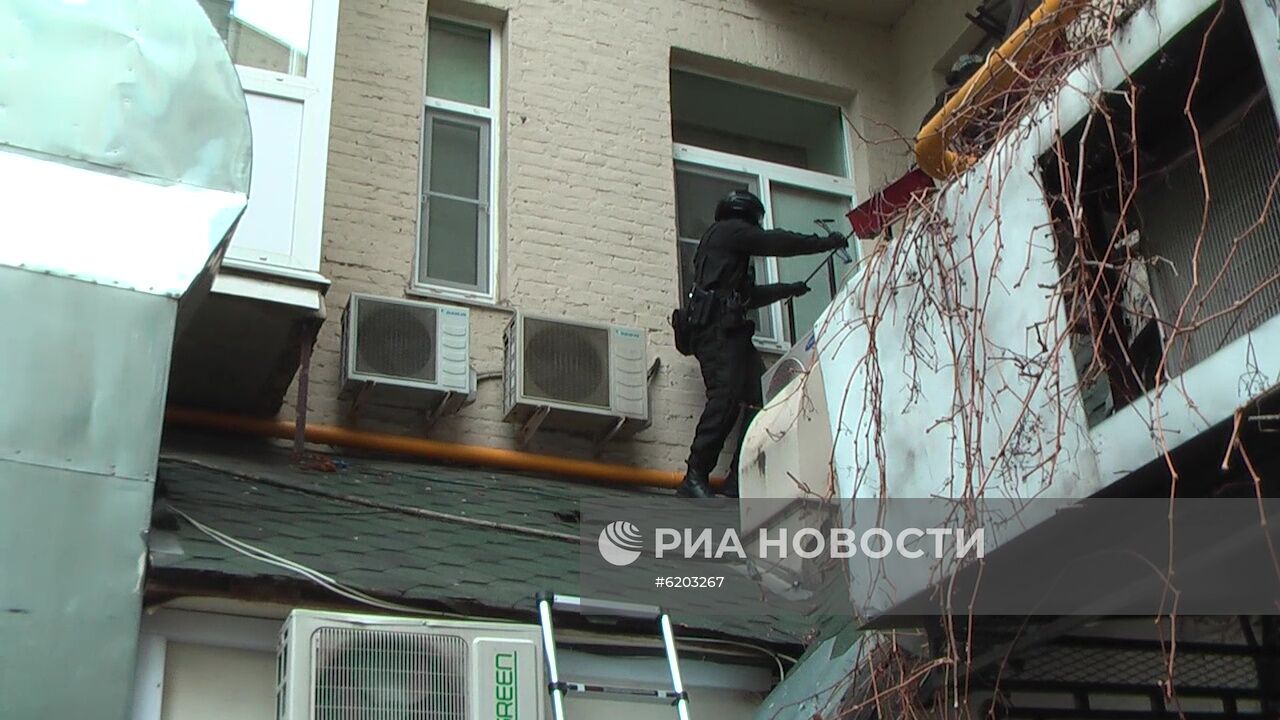 ФСБ РФ пресекла деятельность преступной группы по кражам кредитных и расчетных карт