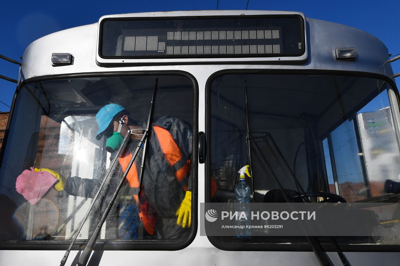 Дезинфекция троллейбусов в Новосибирске