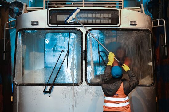 Дезинфекция троллейбусов в Новосибирске
