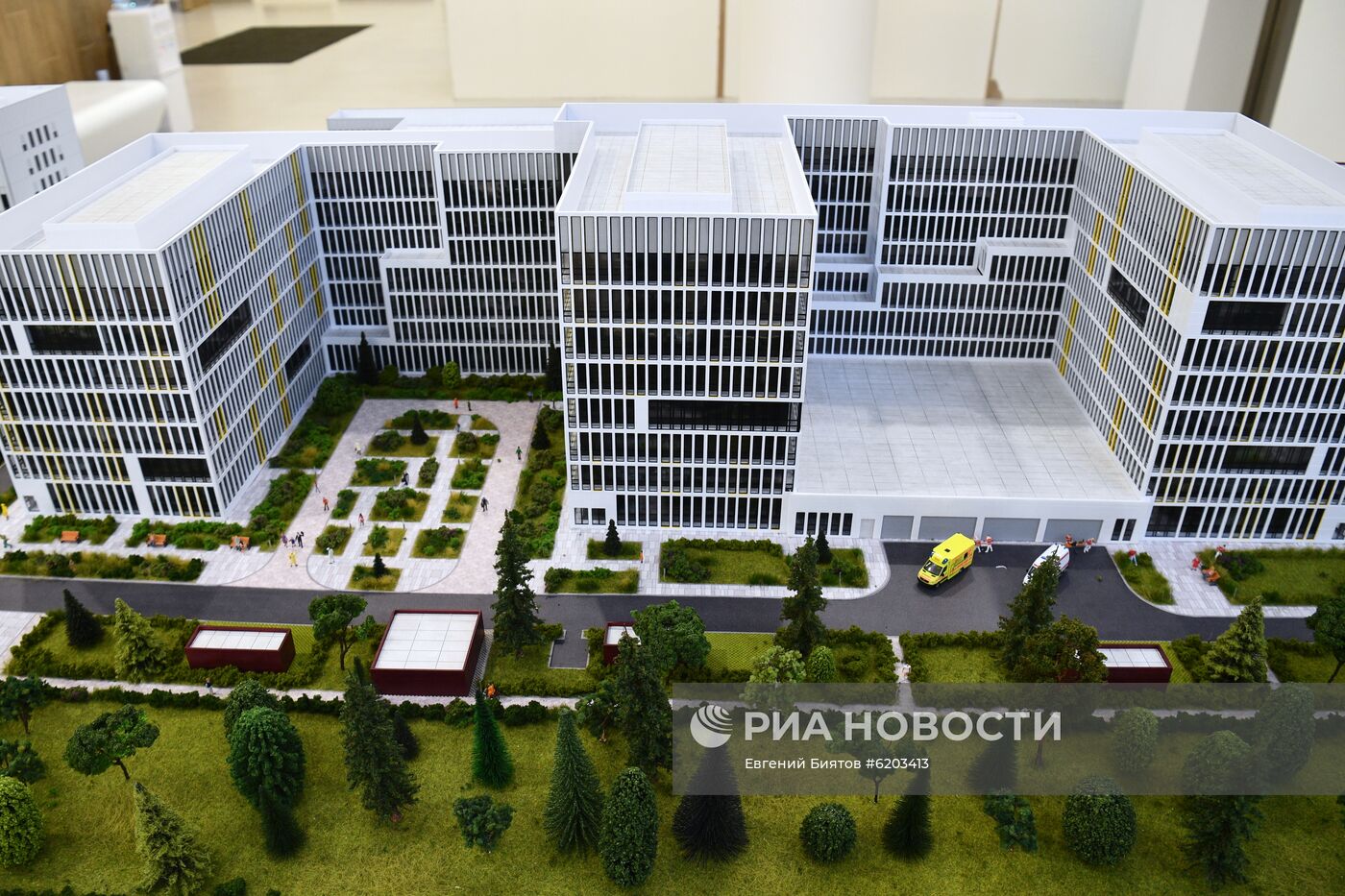 Больница в Коммунарке для пациентов с подозрением на коронавирус