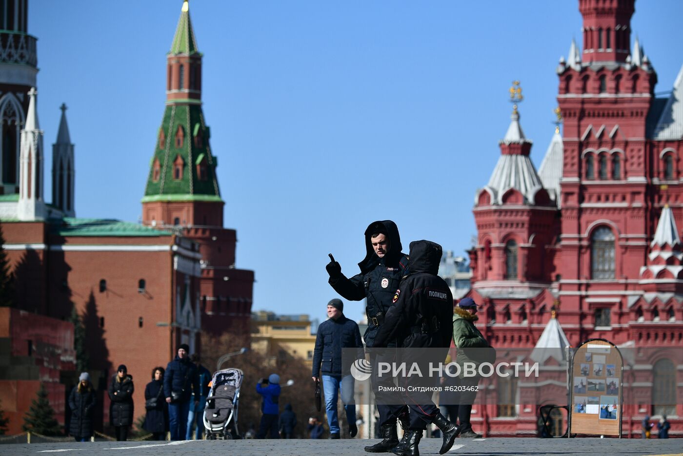 Полиция на улицах Москвы