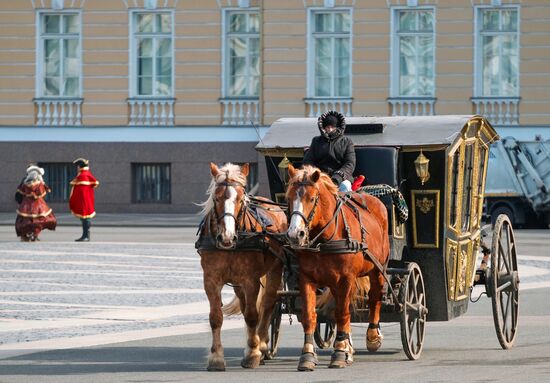 Дворцовая площадь в Санкт-Петербурге