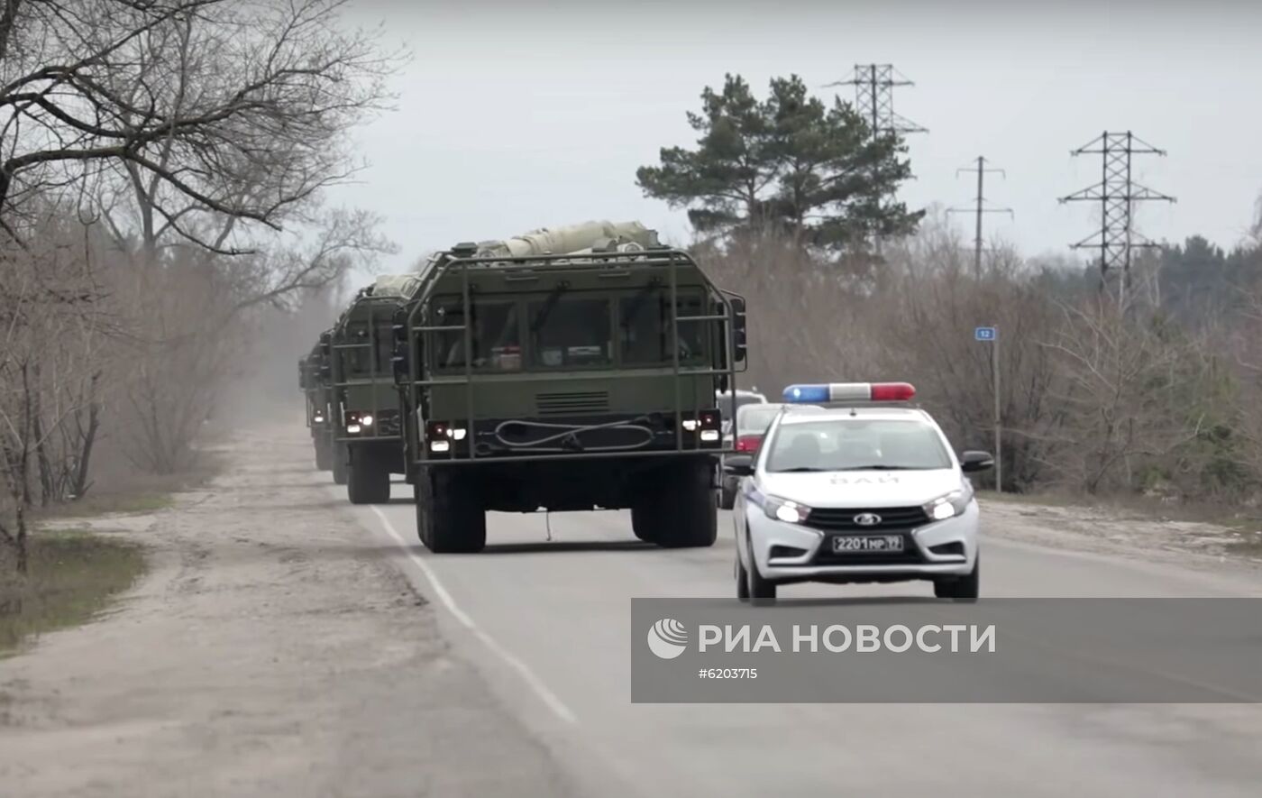 Перебазирование ОТРК "Искандер-М" на тренировки парада к 75-летию Победы в Воронеже