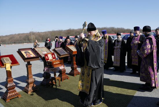 Представители Белгородской митрополии облетели территорию области для защиты от коронавируса