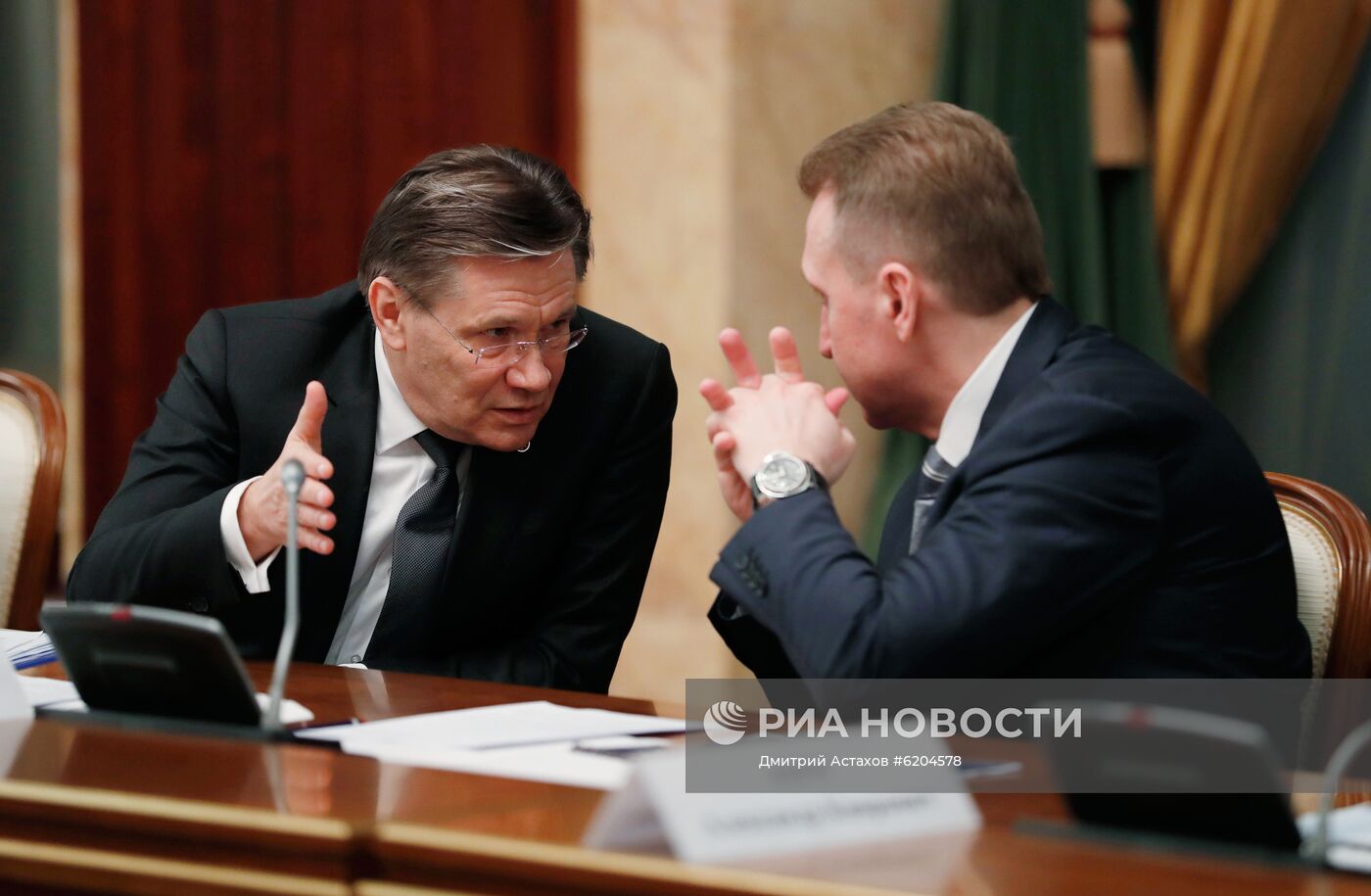 Премьер-министр РФ М. Мишустин провел совещание по развитию электронной промышленности