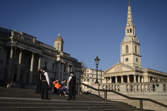 Ситуация в Лондоне в связи с коронавирусом