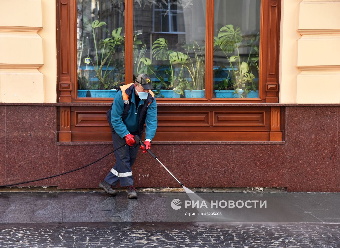 На Украине объявлен режим ЧС в связи с коронавирусом