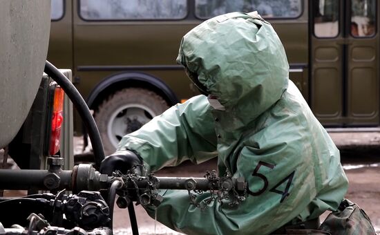 Проверка готовности войск РХБЗ к возникновению угрозы заражения вирусными инфекциями