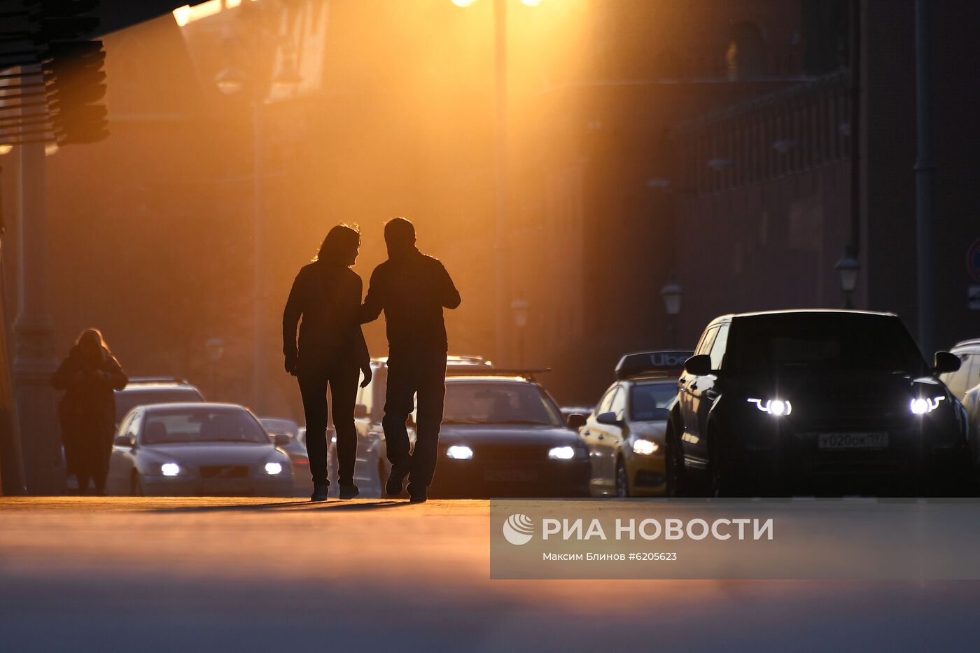 Теплая погода в Москве 