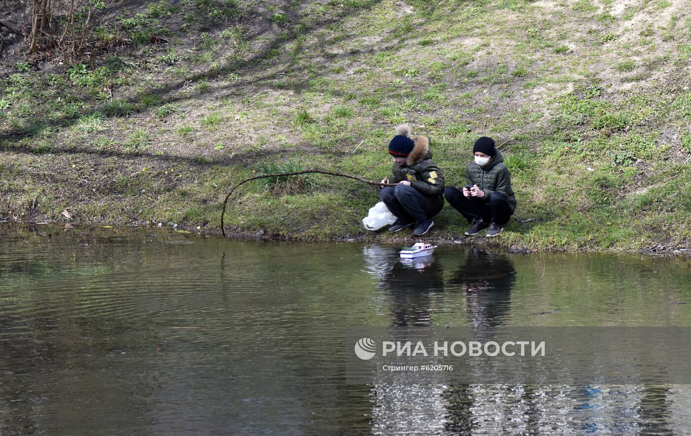 На Украине объявлен режим ЧС в связи с коронавирусом