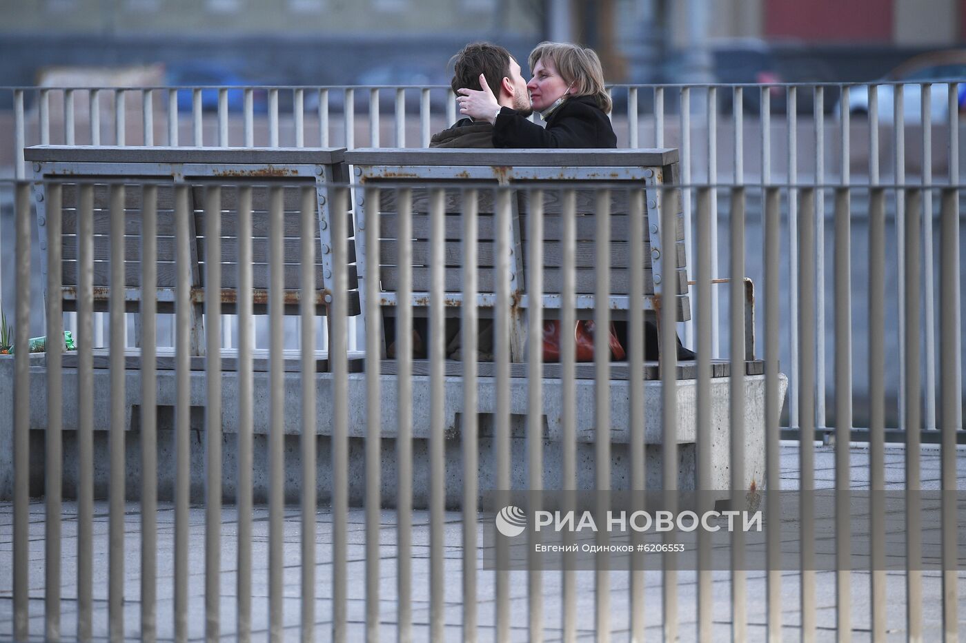 Закрытие парков в Москве