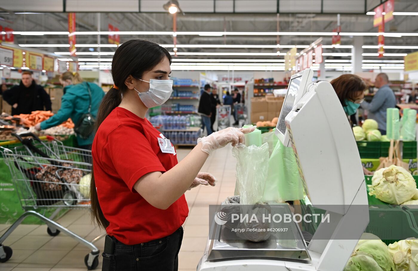 Работа волонтерского центра в Сочи