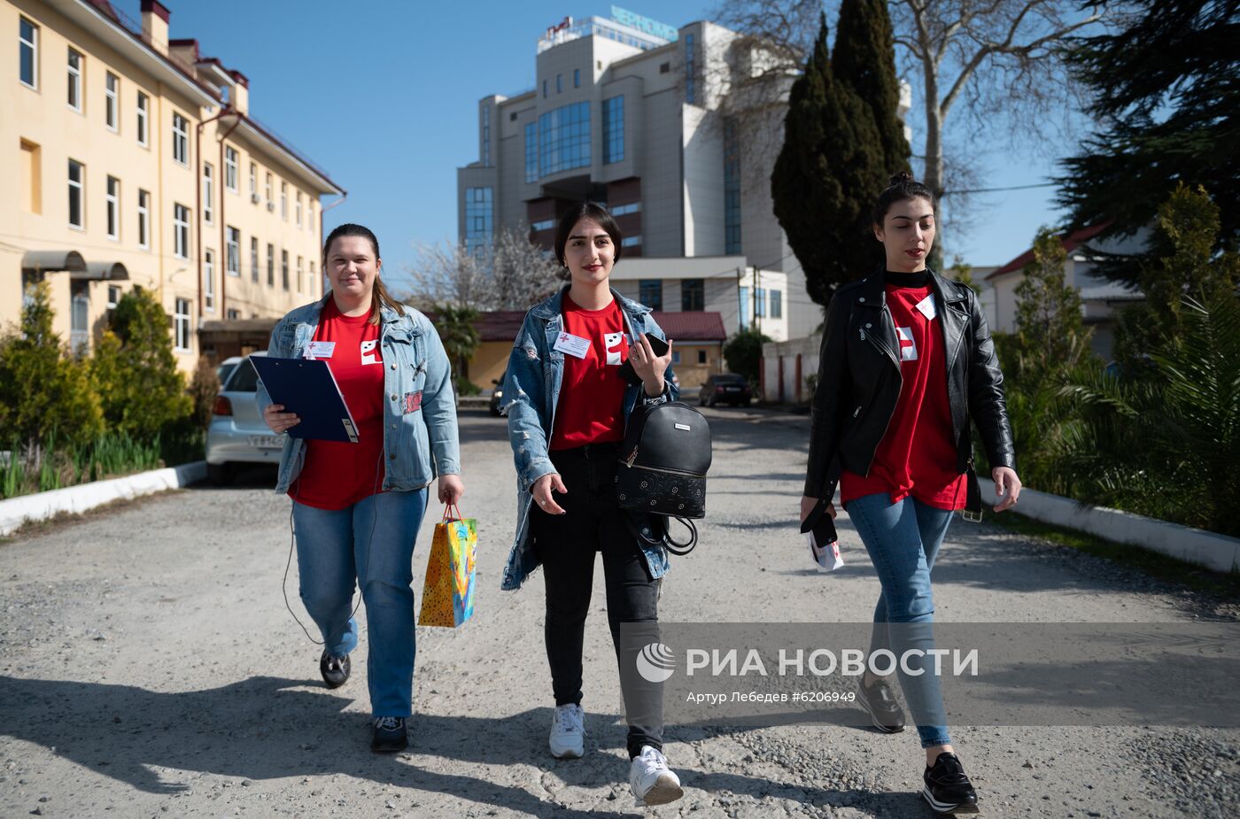 Работа волонтерского центра в Сочи