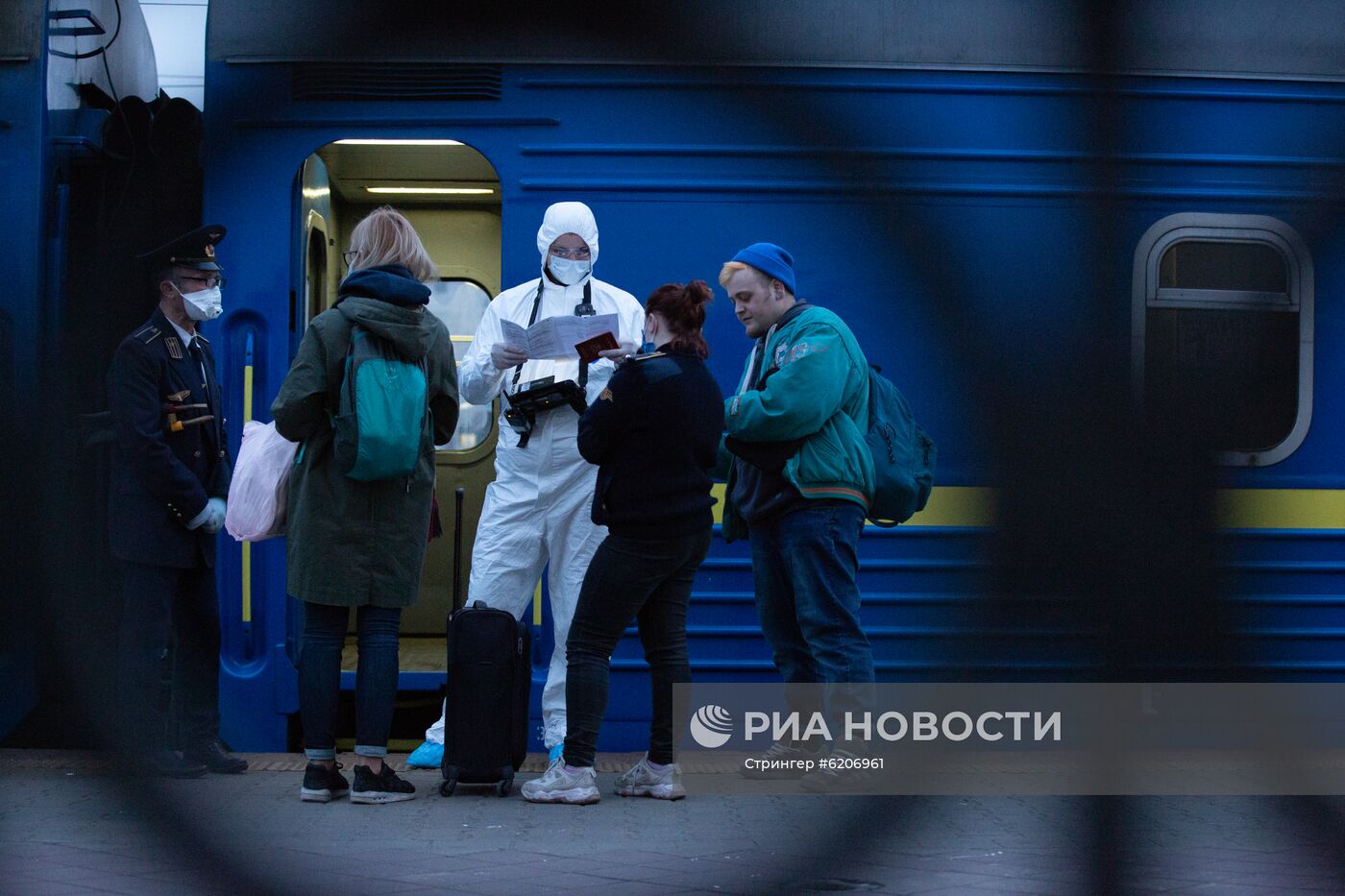 Спецпоезд отправился из Киева в Москву в связи с коронавирусом