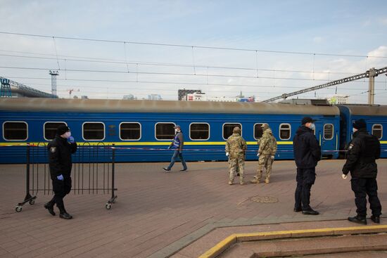 Прибытие спецпоезда Киев - Москва