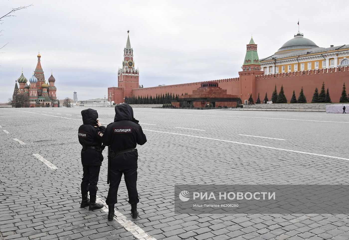 В Москве введен режим самоизоляции для всех жителей