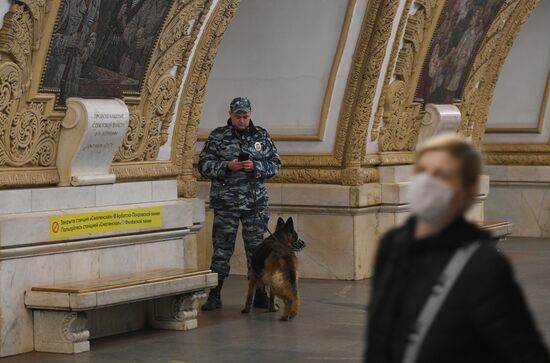 Московский метрополитен в период режима самоизоляции граждан