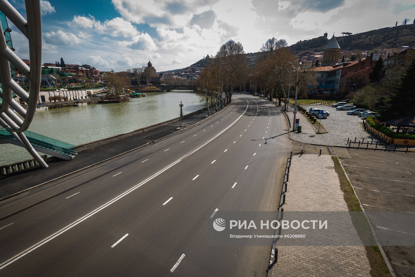 В Грузии вводится всеобщий карантин в связи с коронавирусом