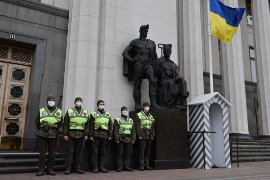 Внеочередное заседание Верховной рады Украины